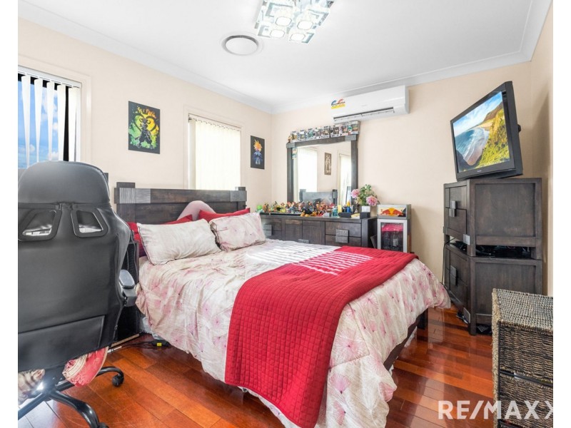 145 Welling Drive, Mount Annan NSW 2567