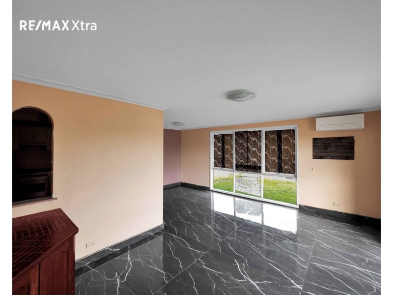 8 DOVE PLACE, St Clair NSW 2759