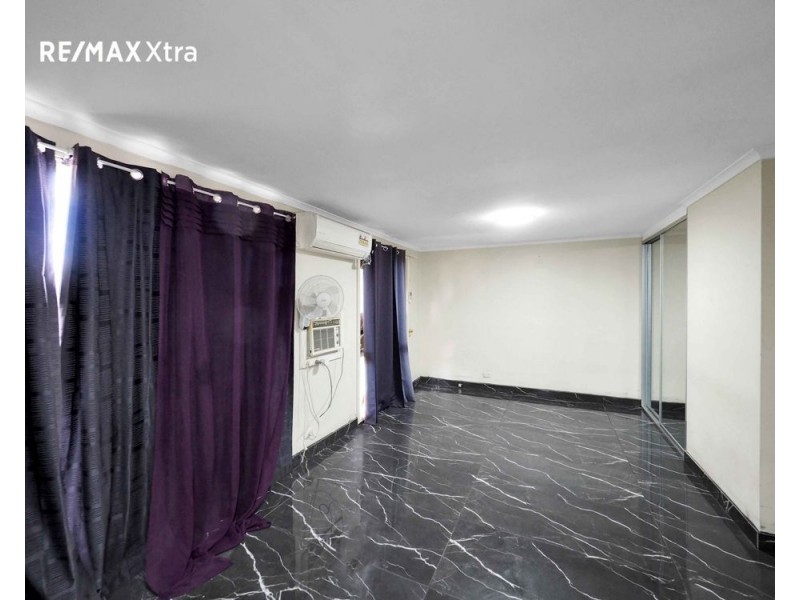 8 DOVE PLACE, St Clair NSW 2759