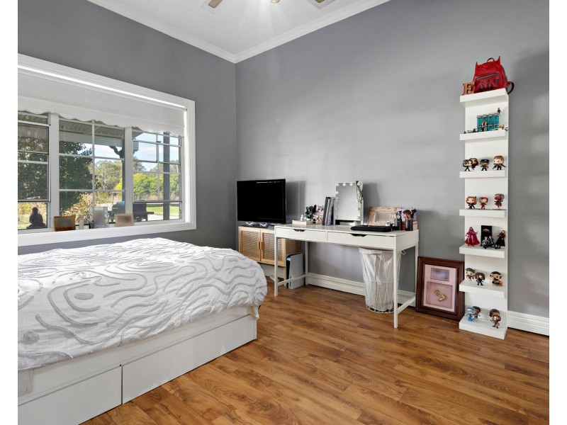 20 Curtis Lane, Catherine Field NSW 2557