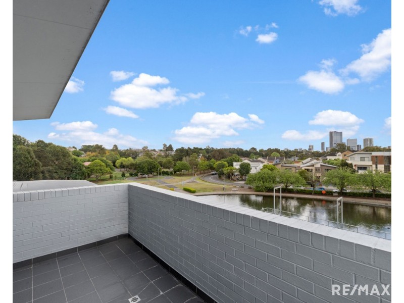 10/2 Dressler Court, Holroyd NSW 2142