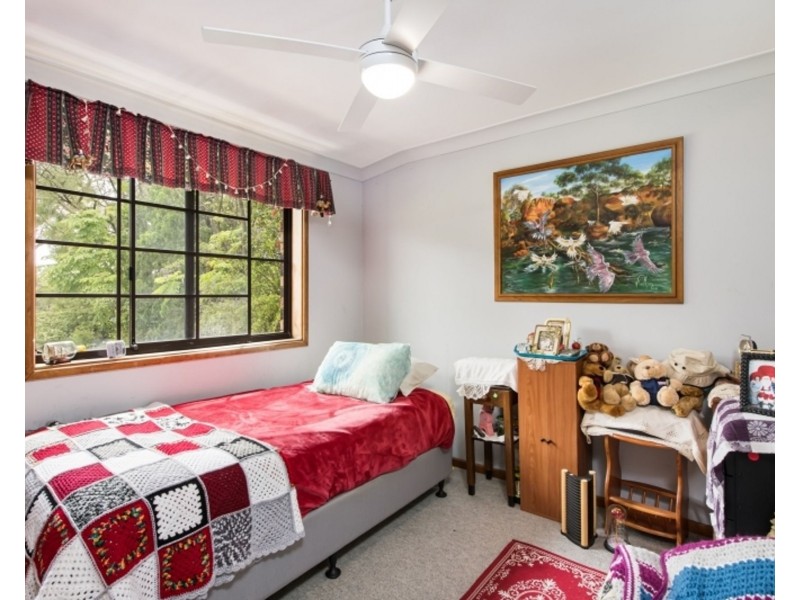 8 Fourth Street, Seahampton NSW 2286