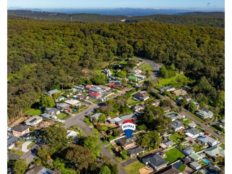 8 Fourth Street, Seahampton NSW 2286