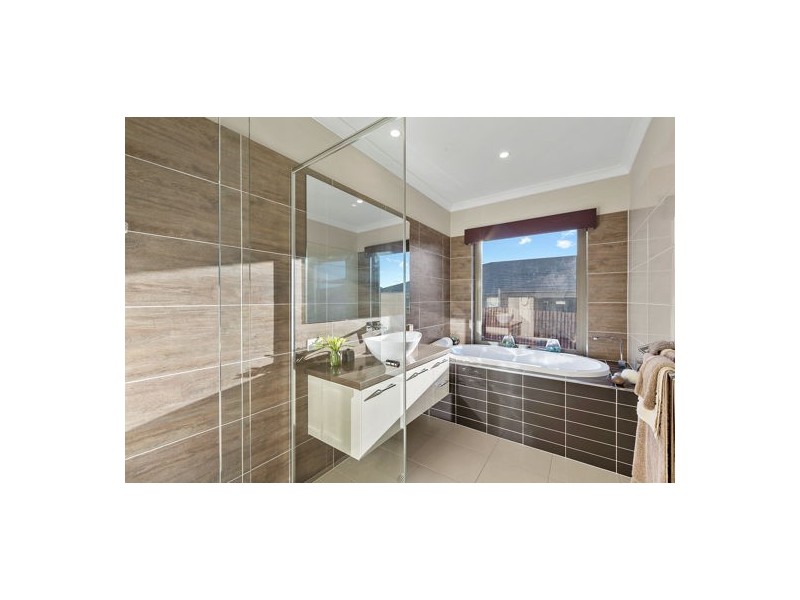 53 Mataram Road, Woongarrah NSW 2259