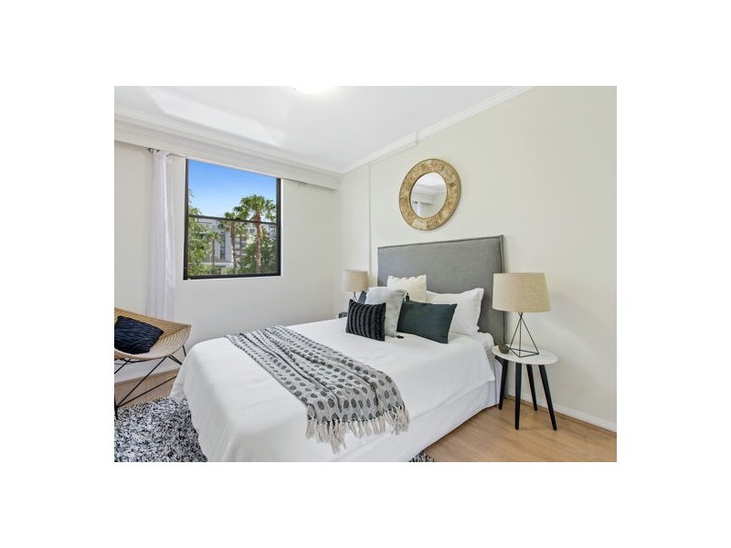 176/4 Dolphin Close, Chiswick NSW 2046
