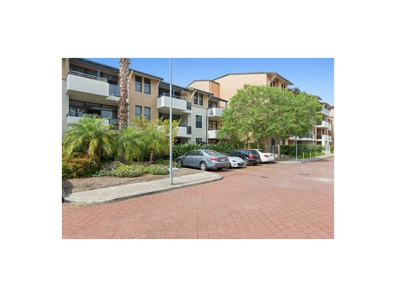 176/4 Dolphin Close, Chiswick NSW 2046