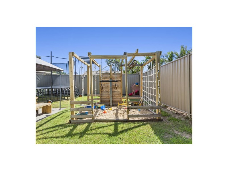 37 Waterloo Avenue, Blackwall NSW 2256