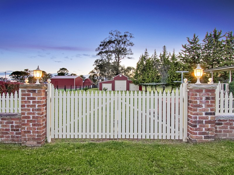 178 Willeroo Drive, Windsor Downs NSW 2756