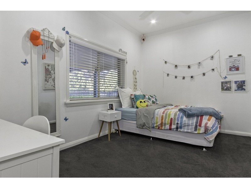 35 Wavehill Avenue, Windsor Downs NSW 2756