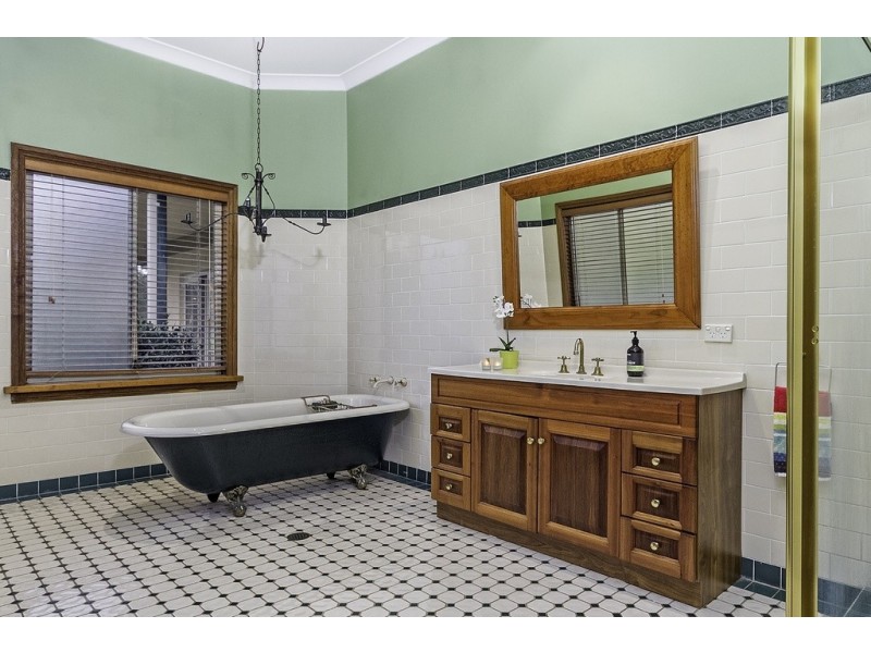 35 Wavehill Avenue, Windsor Downs NSW 2756