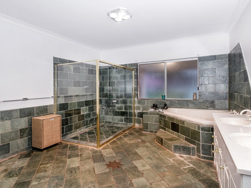 12 Wingadee Place, Windsor Downs NSW 2756