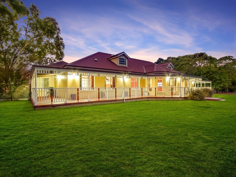 12 Wingadee Place, Windsor Downs NSW 2756