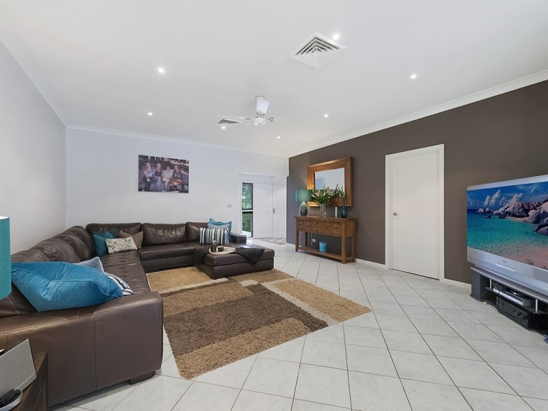 88 Willeroo Drive, Windsor Downs NSW 2756