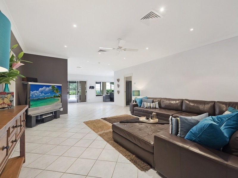 88 Willeroo Drive, Windsor Downs NSW 2756