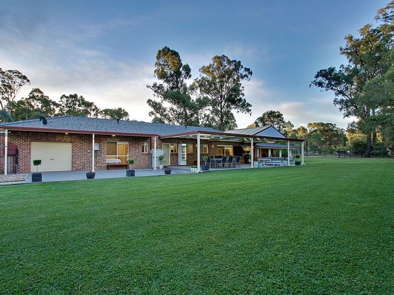 2 Nutwood Lane, Windsor Downs NSW 2756