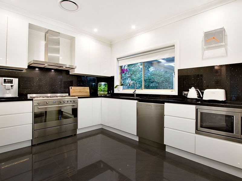 2 Nutwood Lane, Windsor Downs NSW 2756