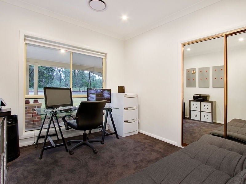 2 Nutwood Lane, Windsor Downs NSW 2756