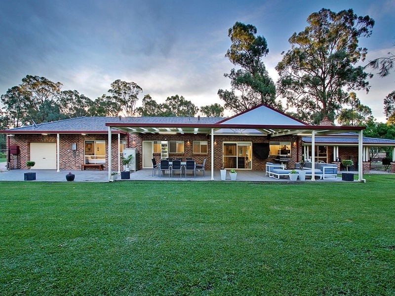 2 Nutwood Lane, Windsor Downs NSW 2756