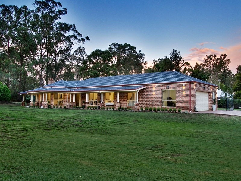 2 Nutwood Lane, Windsor Downs NSW 2756