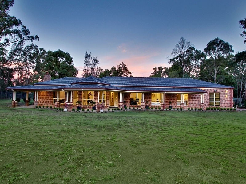 2 Nutwood Lane, Windsor Downs NSW 2756