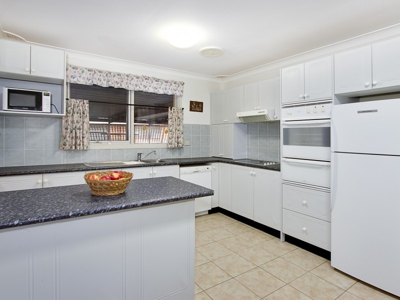 16 Cunningham Place, South Windsor NSW 2756