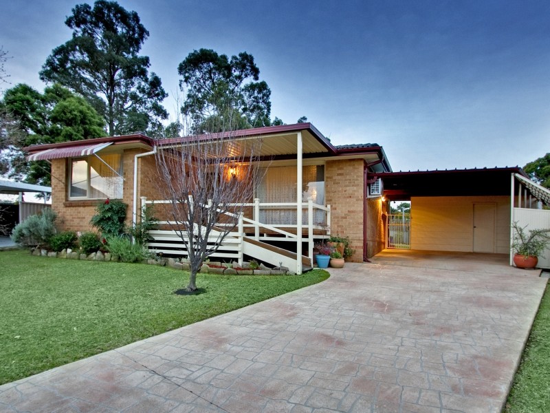 16 Cunningham Place, South Windsor NSW 2756