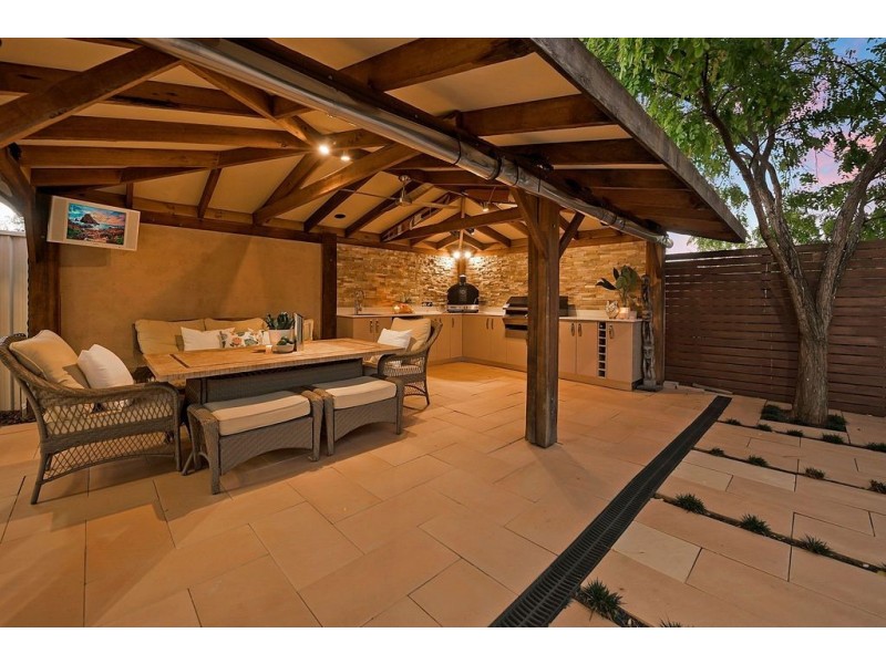 4 Fiaschi Place, South Windsor NSW 2756