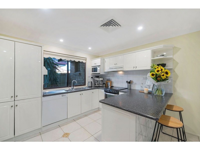 4 Fiaschi Place, South Windsor NSW 2756