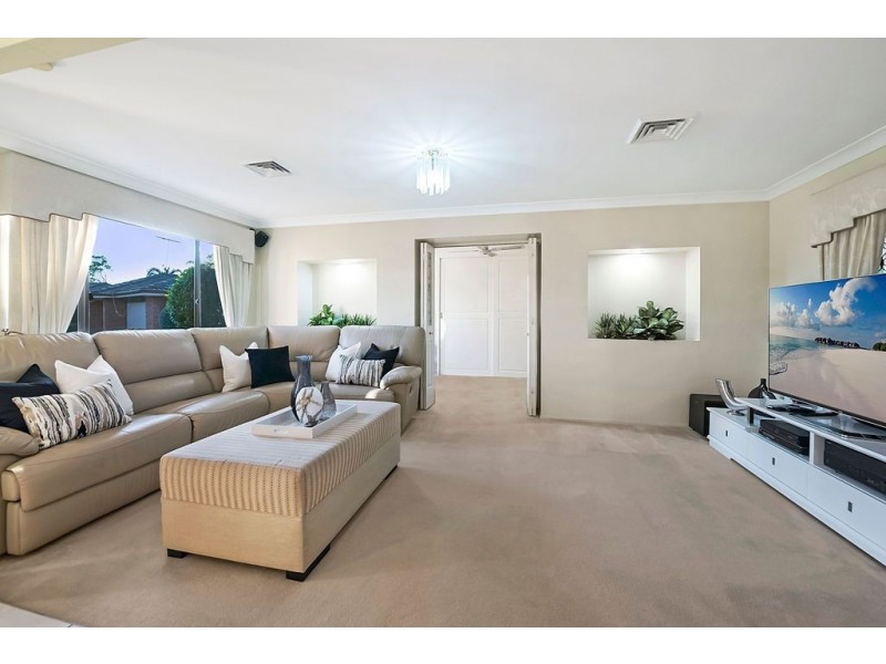 4 Fiaschi Place, South Windsor NSW 2756