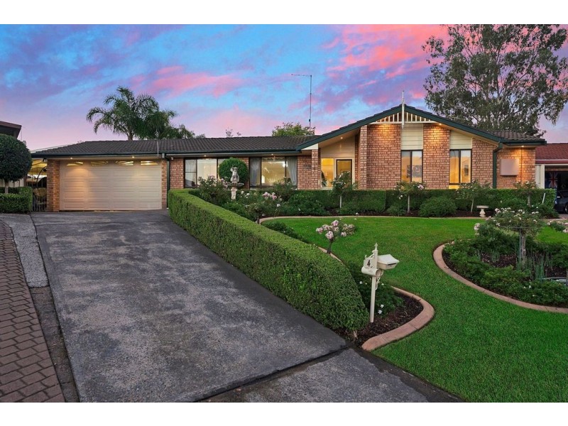 4 Fiaschi Place, South Windsor NSW 2756