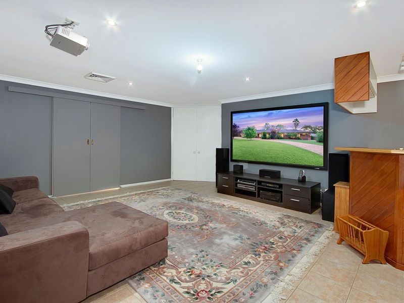 32 Barkly Drive, Windsor Downs NSW 2756