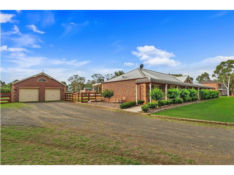24 Wingadee Place, Windsor Downs NSW 2756