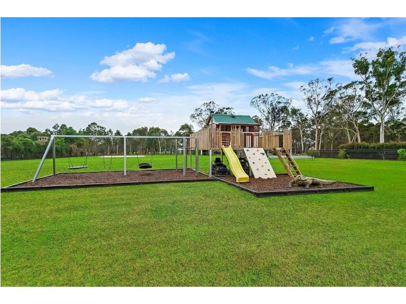 24 Wingadee Place, Windsor Downs NSW 2756