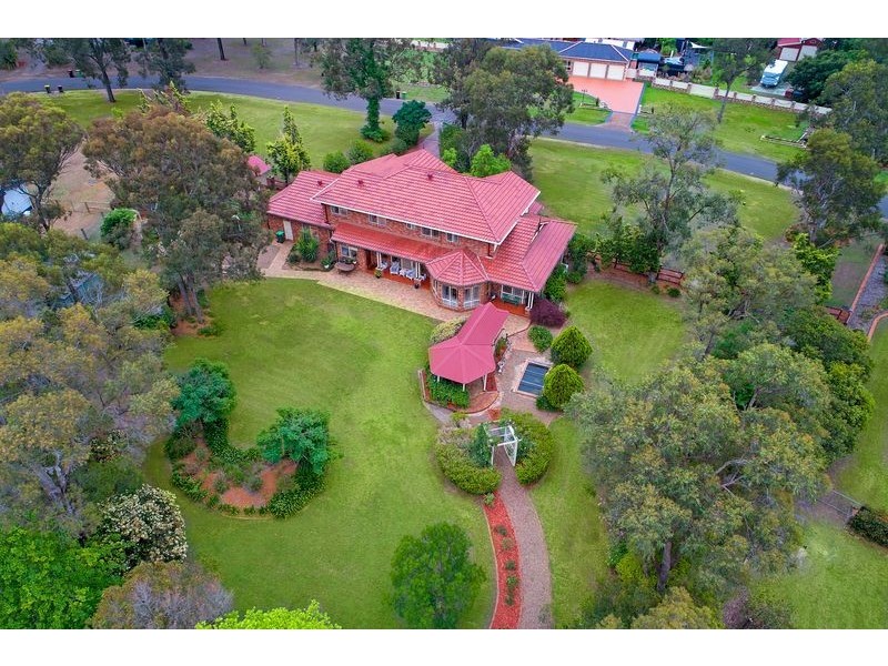 63 Wavehill Avenue, Windsor Downs NSW 2756