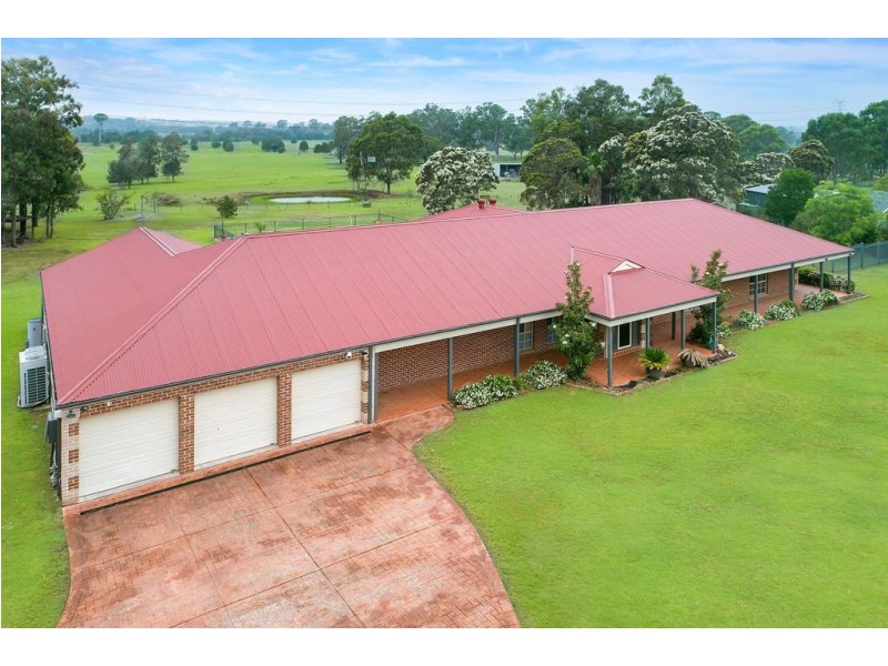 9 Avon Place, Windsor Downs NSW 2756