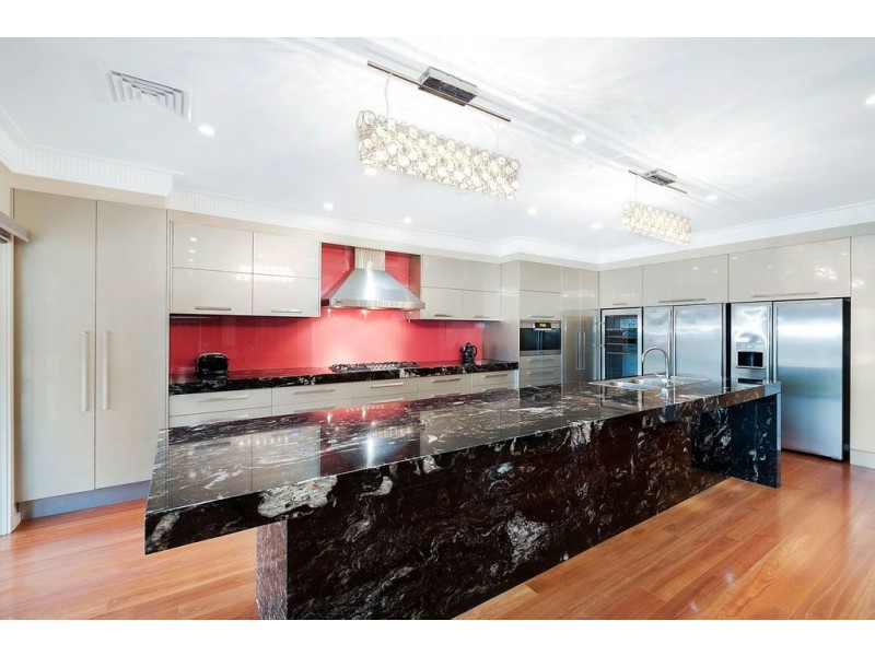 9 Avon Place, Windsor Downs NSW 2756