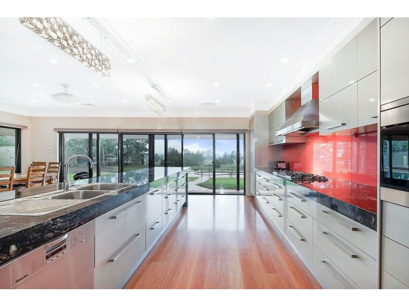 9 Avon Place, Windsor Downs NSW 2756
