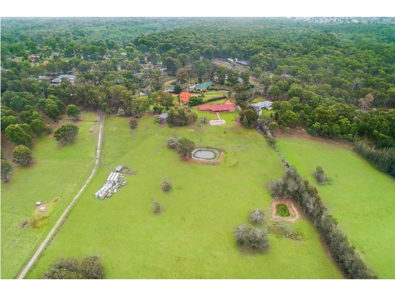 9 Avon Place, Windsor Downs NSW 2756