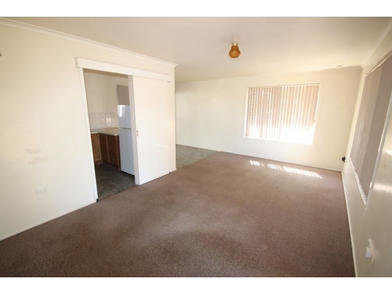 11 Grace Street, Crows Nest QLD 4355