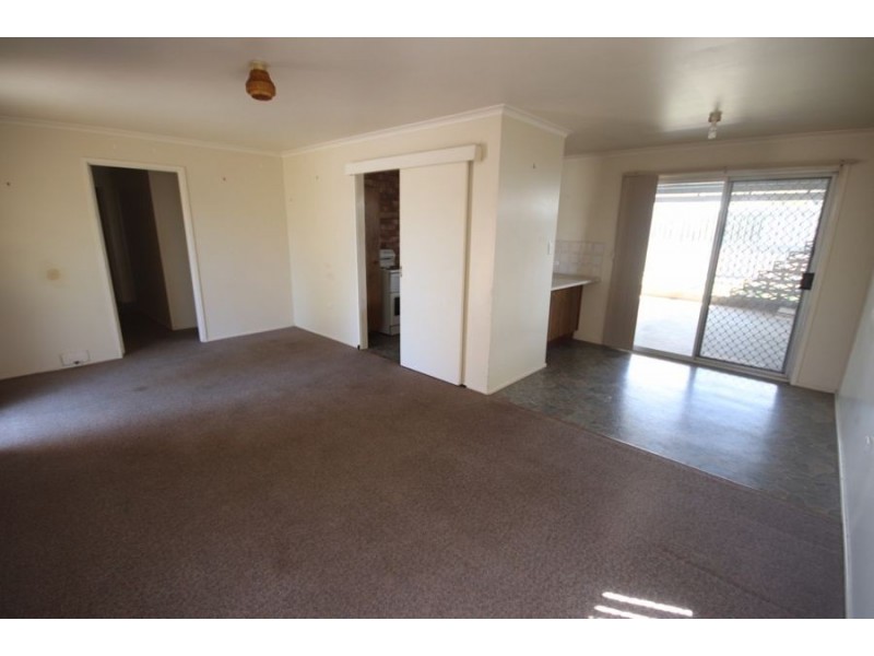 11 Grace Street, Crows Nest QLD 4355 RE/MAX Country (Crows Nest