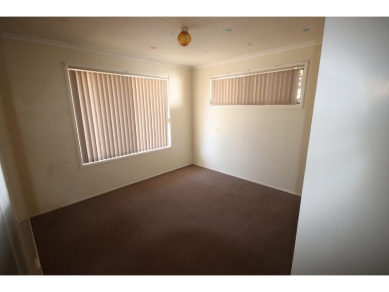 11 Grace Street, Crows Nest QLD 4355
