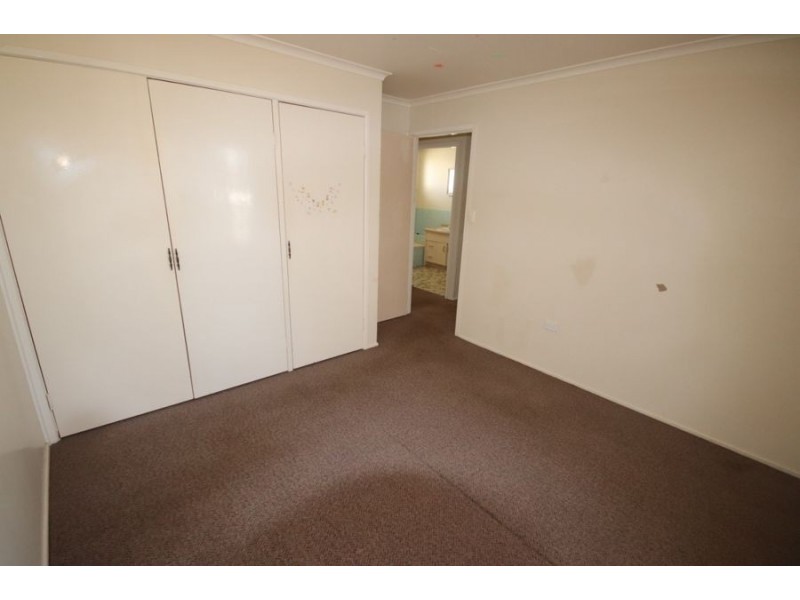 11 Grace Street, Crows Nest QLD 4355
