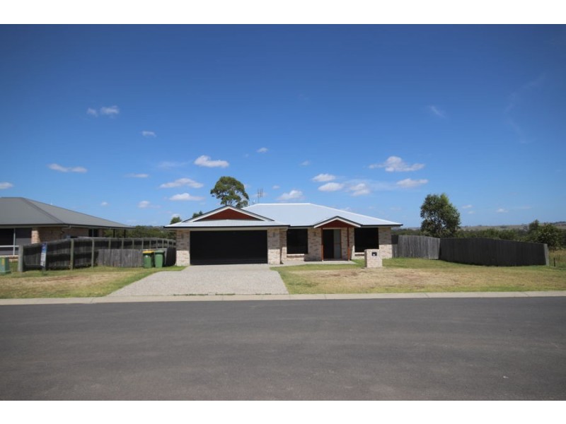 41 Naomi Drive, Crows Nest QLD 4355