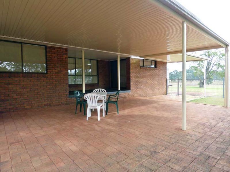 15 Park Road, Crows Nest QLD 4355