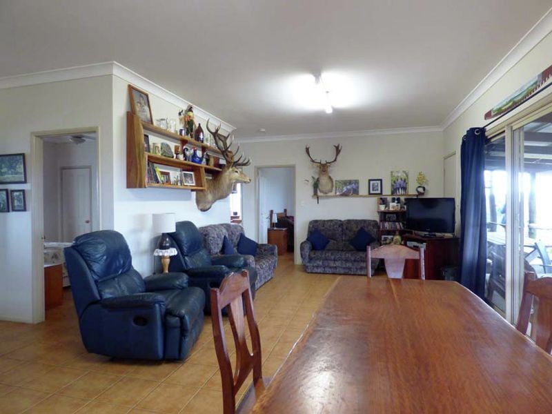 1128 Waterhole Gully Rd, Blackbutt QLD 4306