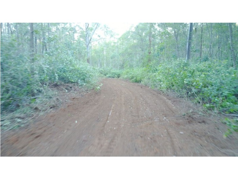 35 Saunders Road, Ravensbourne QLD 4352