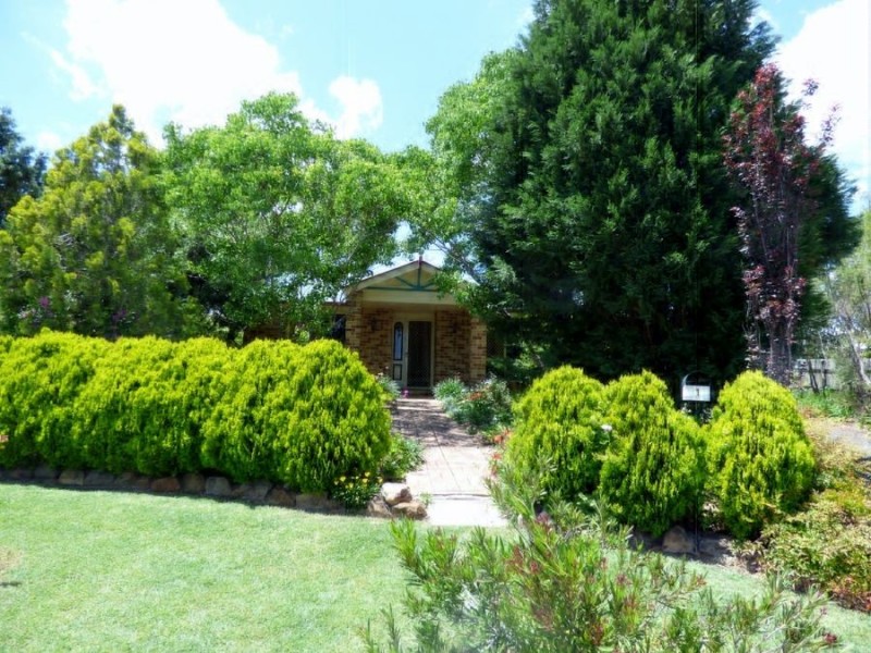 1 Lee Court, Crows Nest QLD 4355