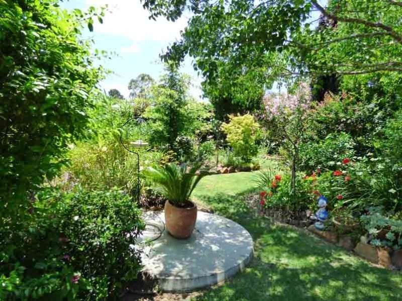 1 Lee Court, Crows Nest QLD 4355