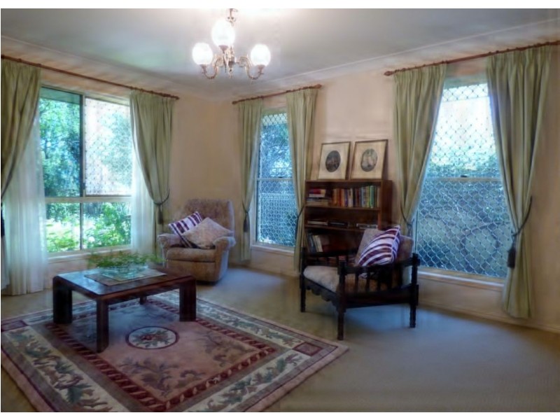 1 Lee Court, Crows Nest QLD 4355