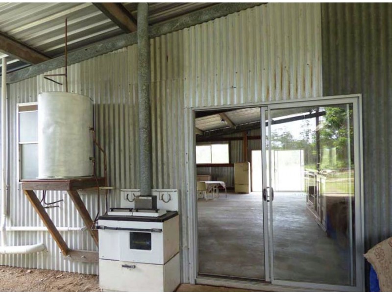 281 Dyer Road Googa Creek, Blackbutt QLD 4306